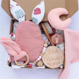 6 Pcs/Set Girls Gift Set Cute Bunny Comforter Blanket Toys Wooden Teether Infant Pacifier Clip Chain Toy Set