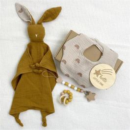 Factory 5 Pics Muslin Baby Security Blanket Gift Sets Bibs Baby And Pacifier Chain Teething Ring Box For Gift Sets