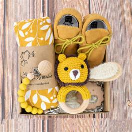 Baby Swaddle Blanket Set With Shoes For Newborn Wood Teether Toy Kids Birthday Gift Set
